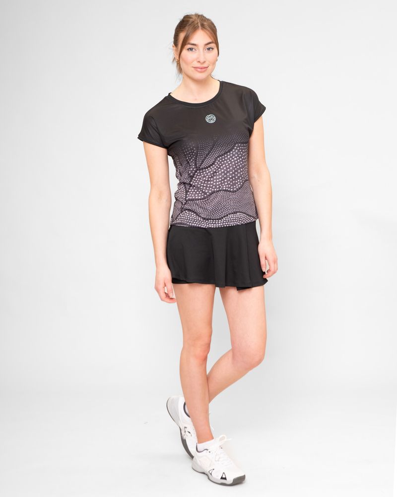 Футболка женская Protected Leafs