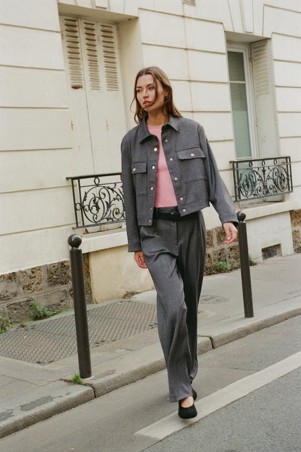 ZARA ПРЯМЫЕ БРЮКИ В ЕЛОЧКУ, СЕРЫЙ