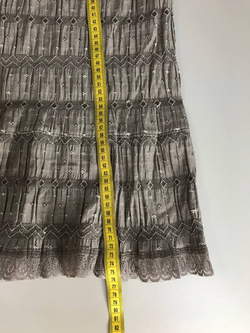 Юбка длинная, визуально на 48 размер