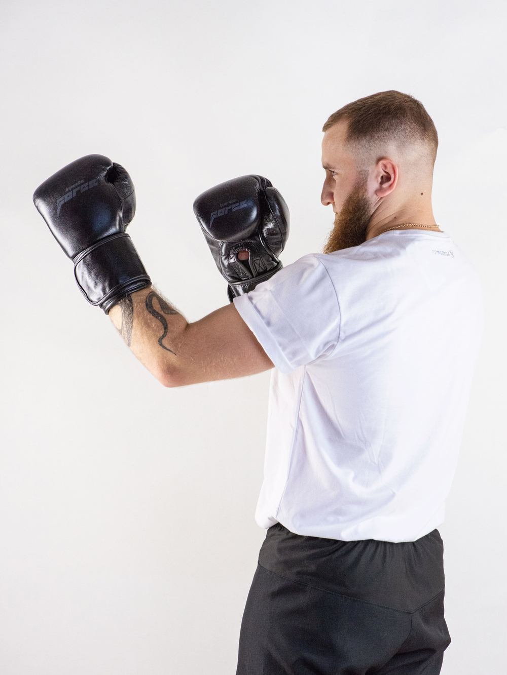 Боксерские перчатки Infinite Force Black Devil