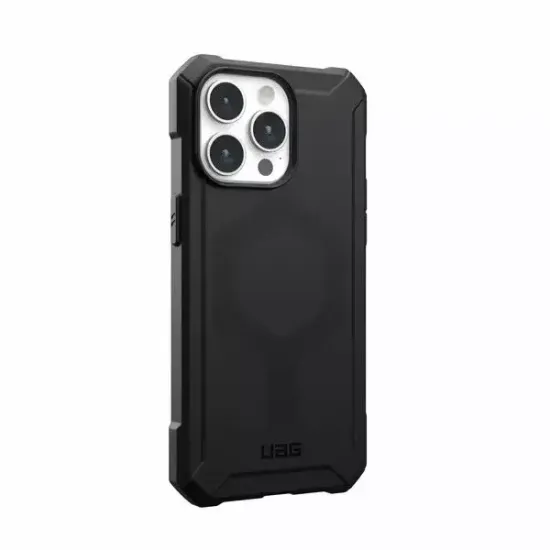 Чехол с поддержкой MAGSAFE UAG Essential Armor для iPhone 15 Plus 6.7", цвет черный (Black)
