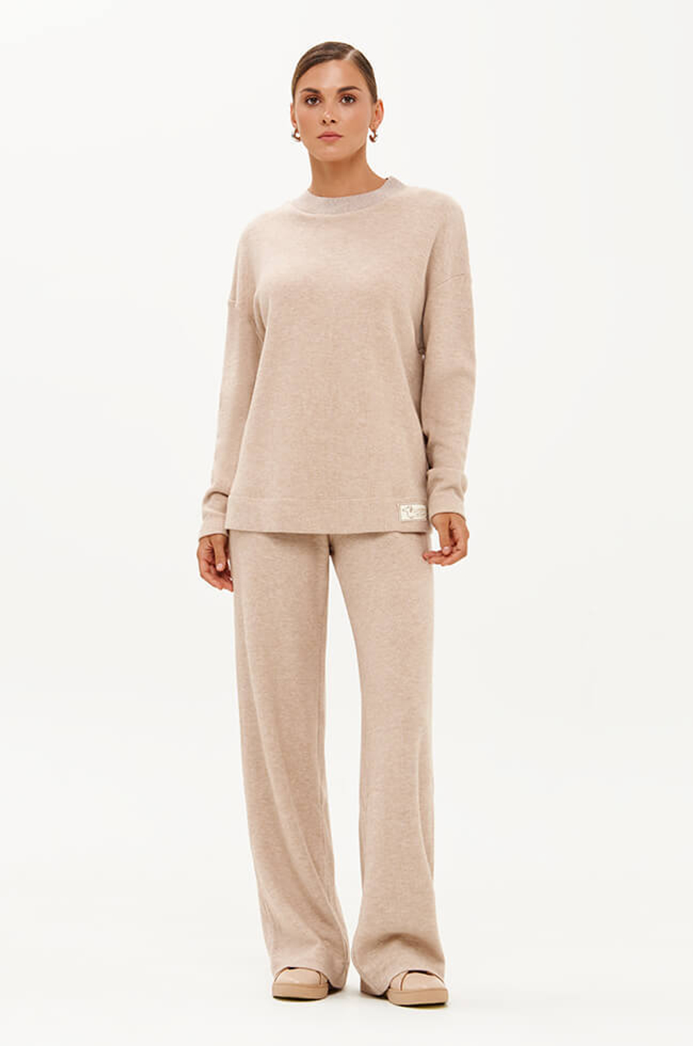 23411 Свитшот женский (бежевый)