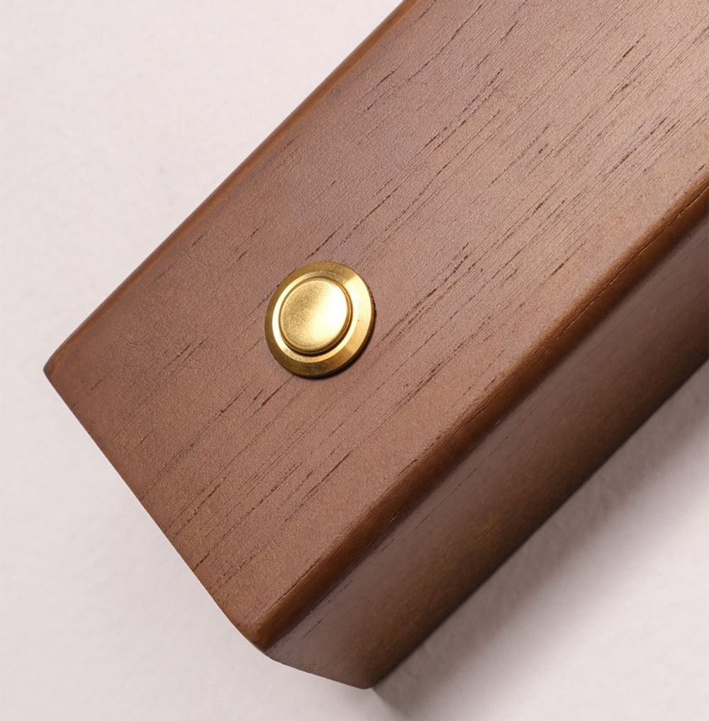 Настенный светильник DL-1145