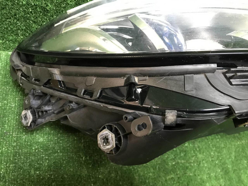 Фара правая Mercedes GLE W166 (2015-2018) LED