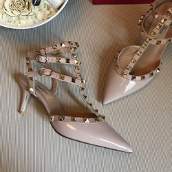 Valentino Rockstud Pumps 6.5 cm