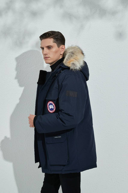 Темно-синяя пуховая парка Expedition Canada Goose премиум класса