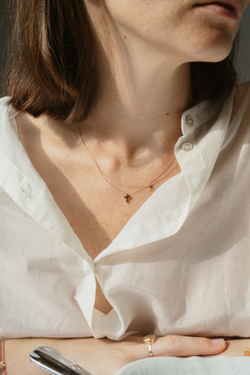 колье месяц