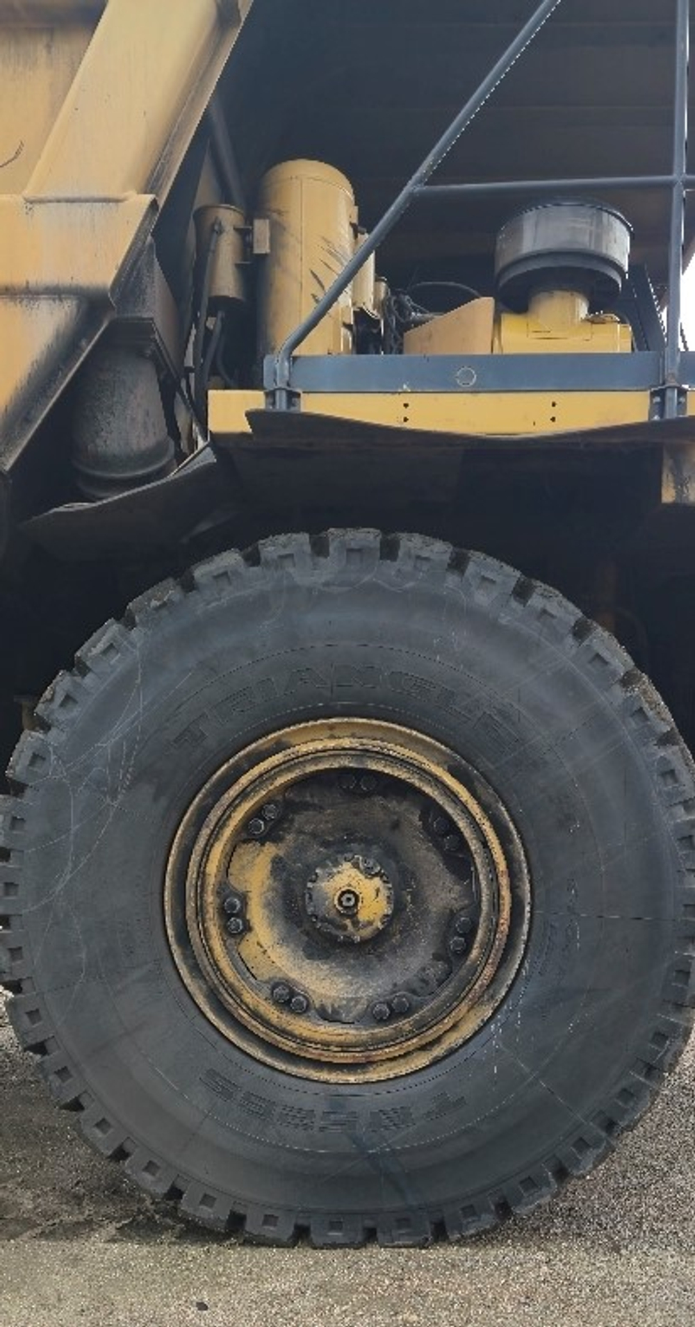 Caterpillar 773* Карьерный самосвал 773E (Дизельный, 27.0 л, 720 л.с. АТ)