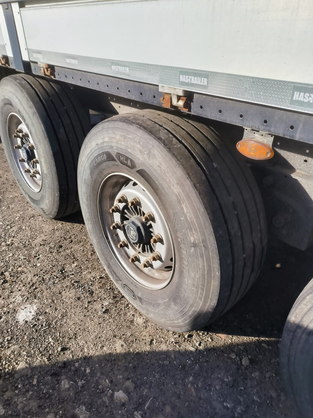 HASTRAILER HASLINER Полуприцеп шторный 3 оси 06
