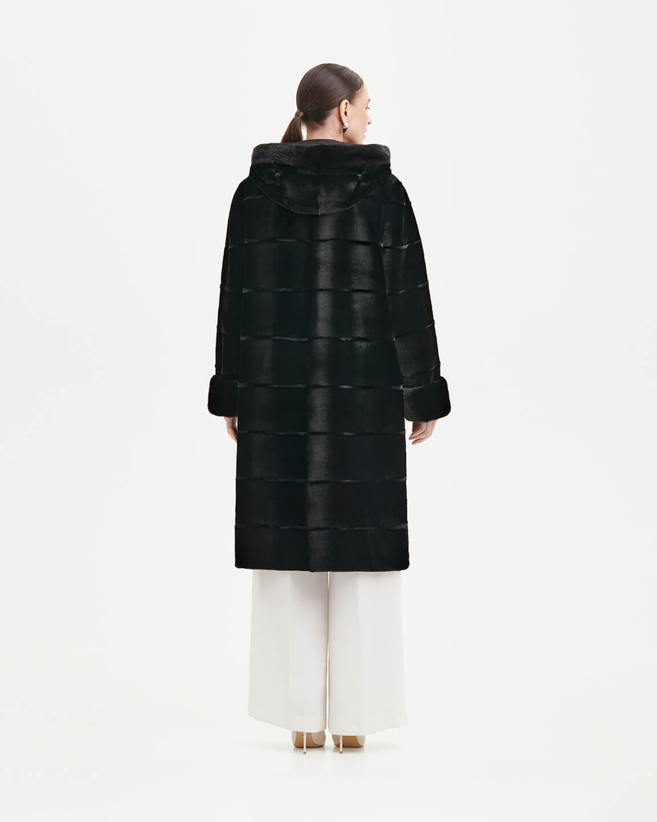 Шуба из меха норки