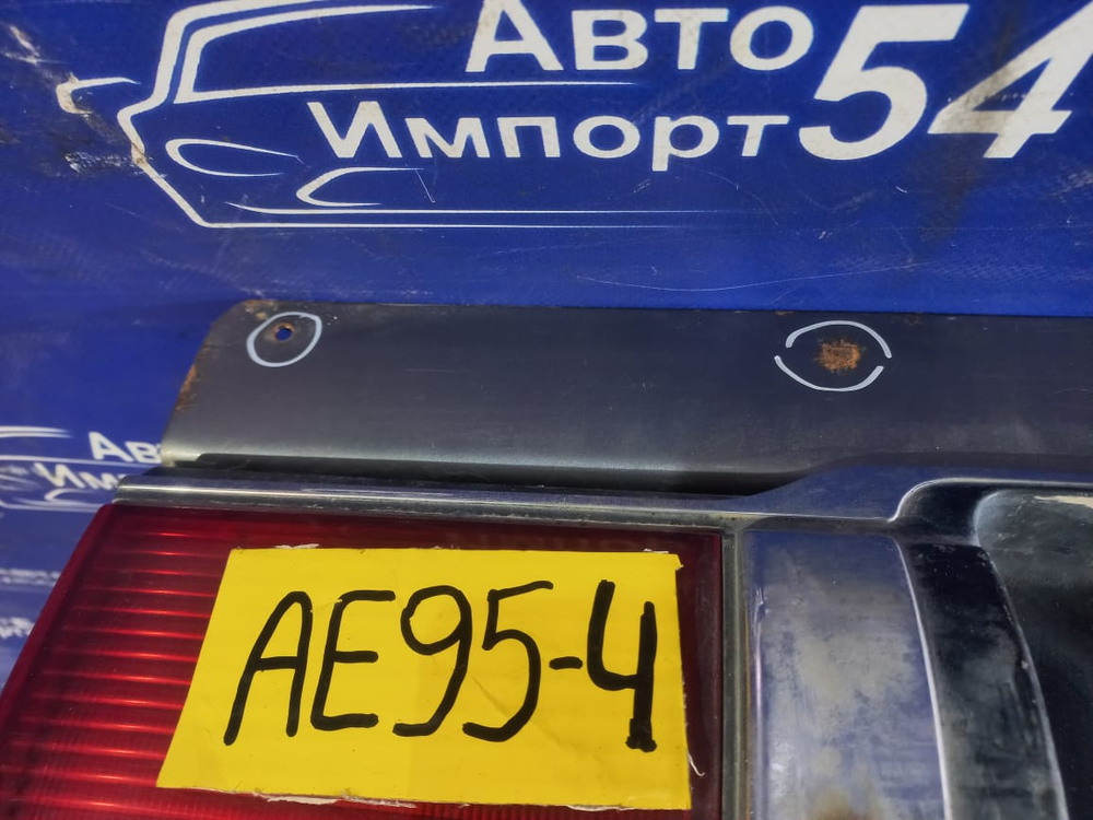 Крышка багажника TOYOTA COROLLA 1990