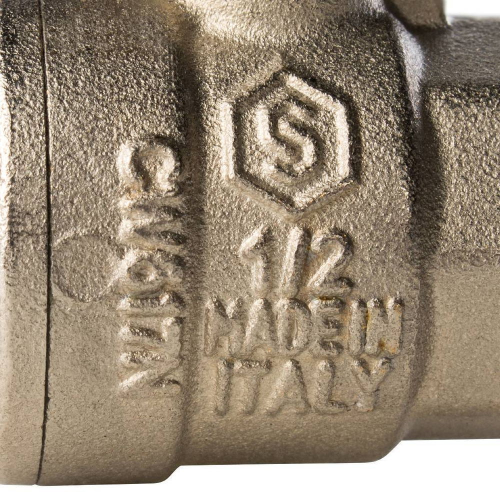 Кран шаровой муфта/резьба полнопроходной (бабочка) 15