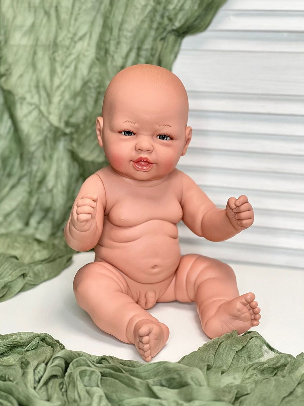 Кукла Manolo Dolls виниловая JOAN 45см (8106)