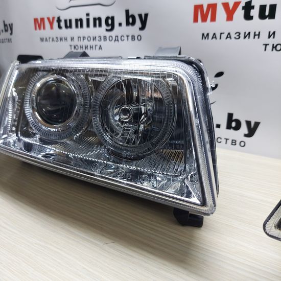 Передние фары Audi A4 B5 angel eyes chrome