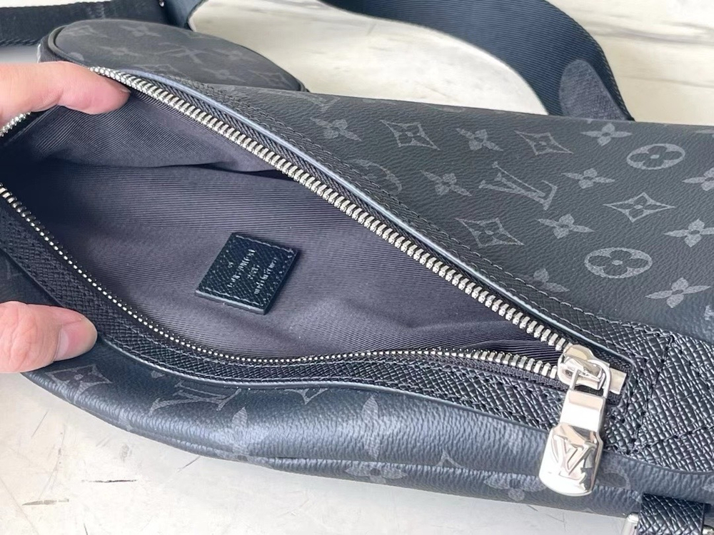 Avenue Slingbag