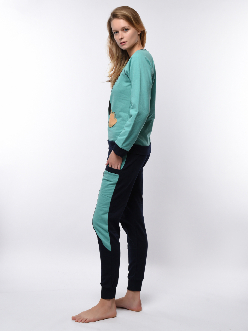 Костюм женский