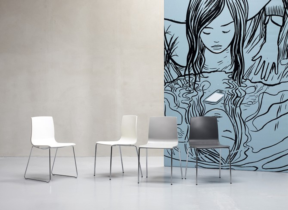 Стул пластиковый на полозьях Scab Design Alice, хром, тортора