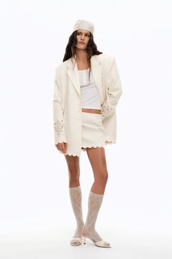 Футболка (Дженнифер Энистон), молочная