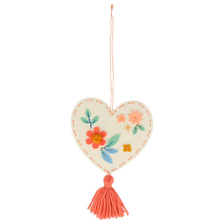 Набор для вышивания "Сердце"