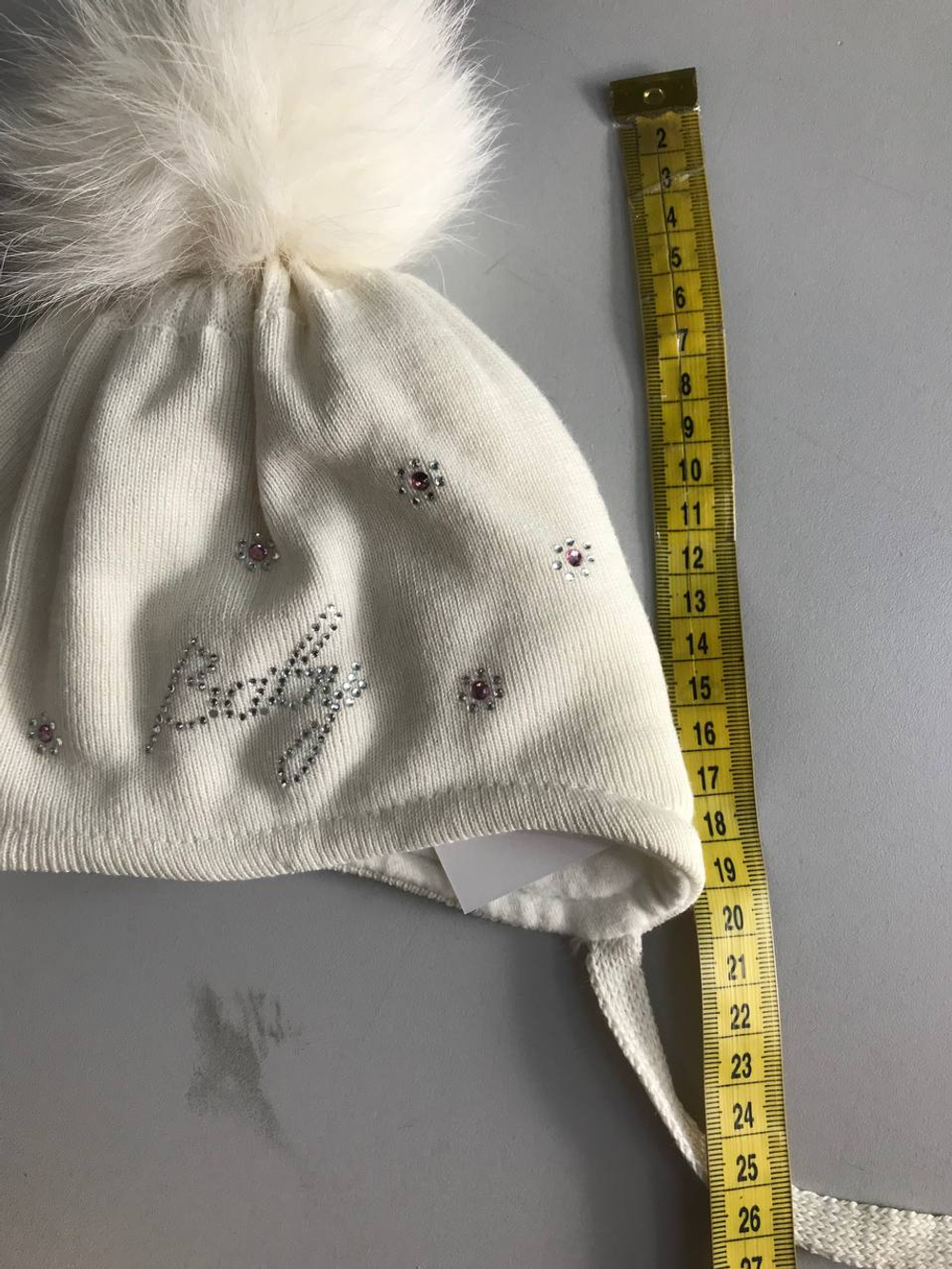 Шапка зимняя со стразами