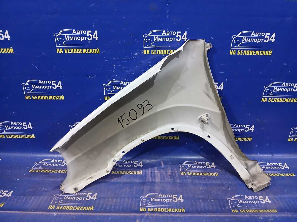 Крыло переднее правое SUZUKI SWIFT 2000-2004