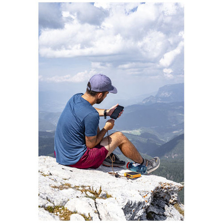 Xtorm XR202 Xtreme водонепроницаемое прочное портативное зарядное устройство QC3.0 с фонариком емкостью 20 000 мАч и мощность