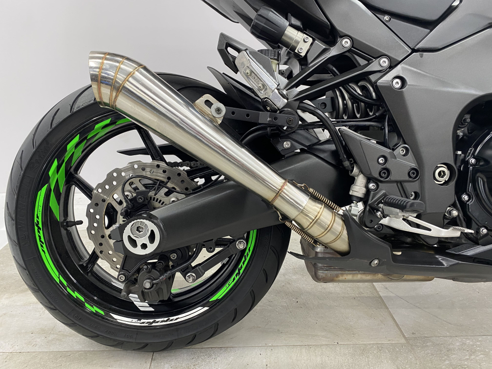Kawasaki Ninja 1000 049573