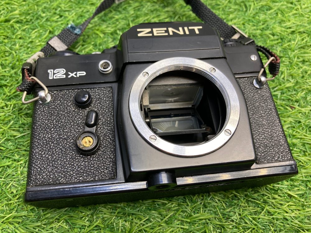 Helios-44M-6