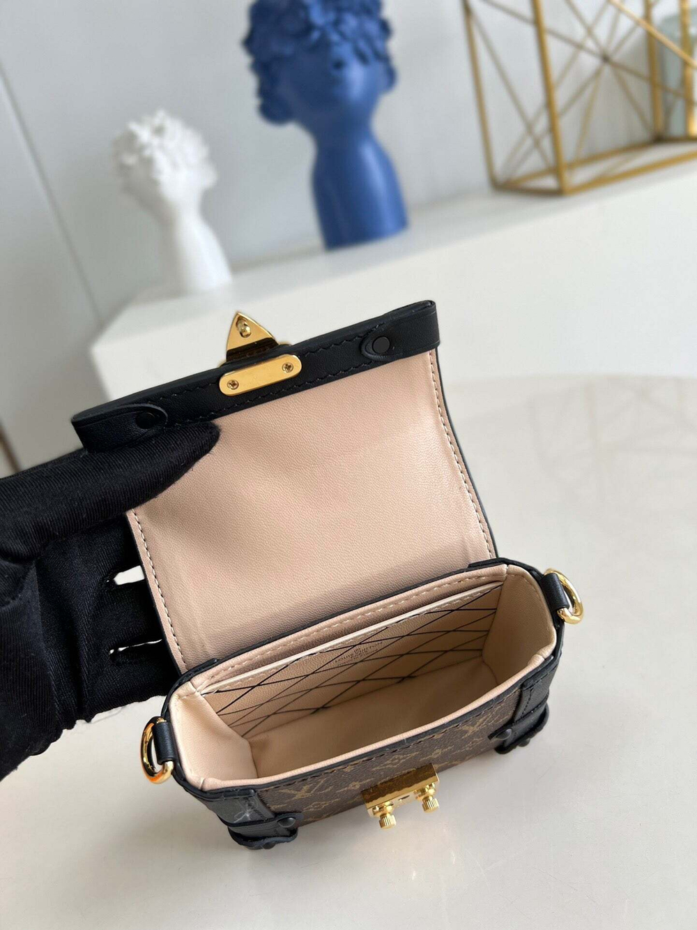 Louis Vuitton Essential Trunk