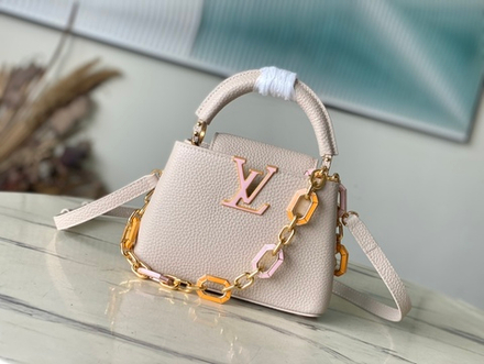 Louis Vuitton Capucines Mini