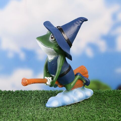 Садовая фигура Лягушка-ведьма