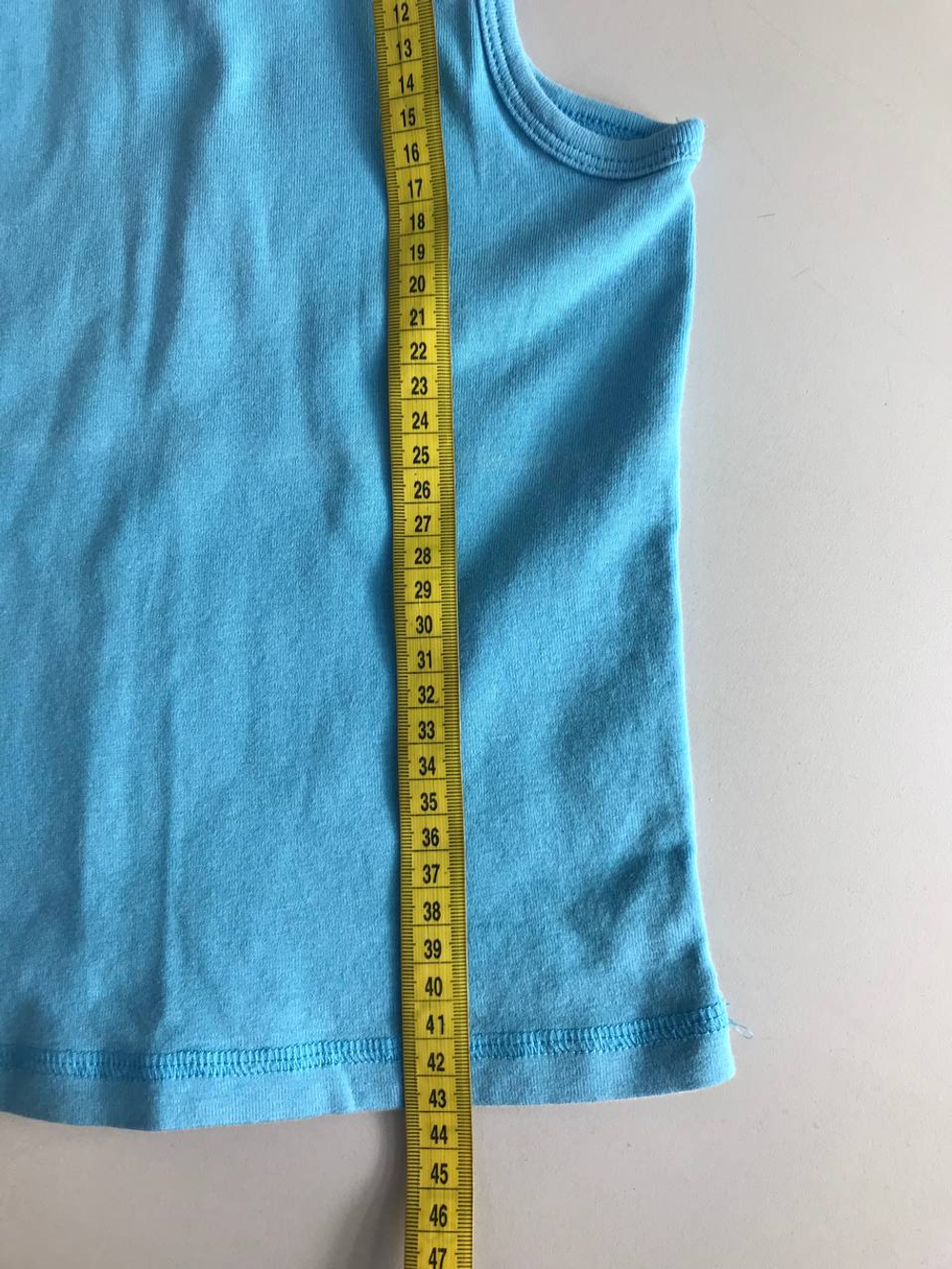 Майка H&M практичная, визуально на 2/4 года