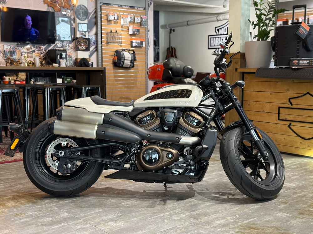 Harley-Davidson Sportster S  2022 (белый)