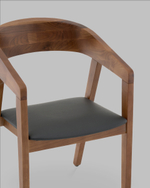 Стул Вудкерри каркас дерево цвет темный орех экокожа черный