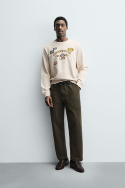 ZARA ТОЛСТОВКА С ВЫШИТОЙ НАДПИСЬЮ, ЭКРЮ