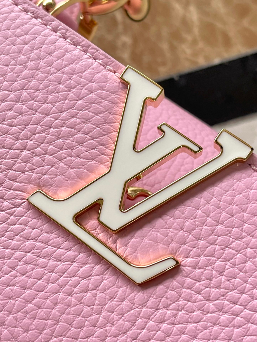 Louis Vuitton Capucines BB