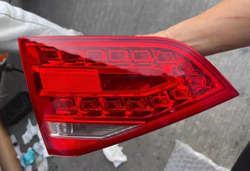 Задний внутренний фонарь Audi A4 B8 2008-2012 (LED, оригинал,)