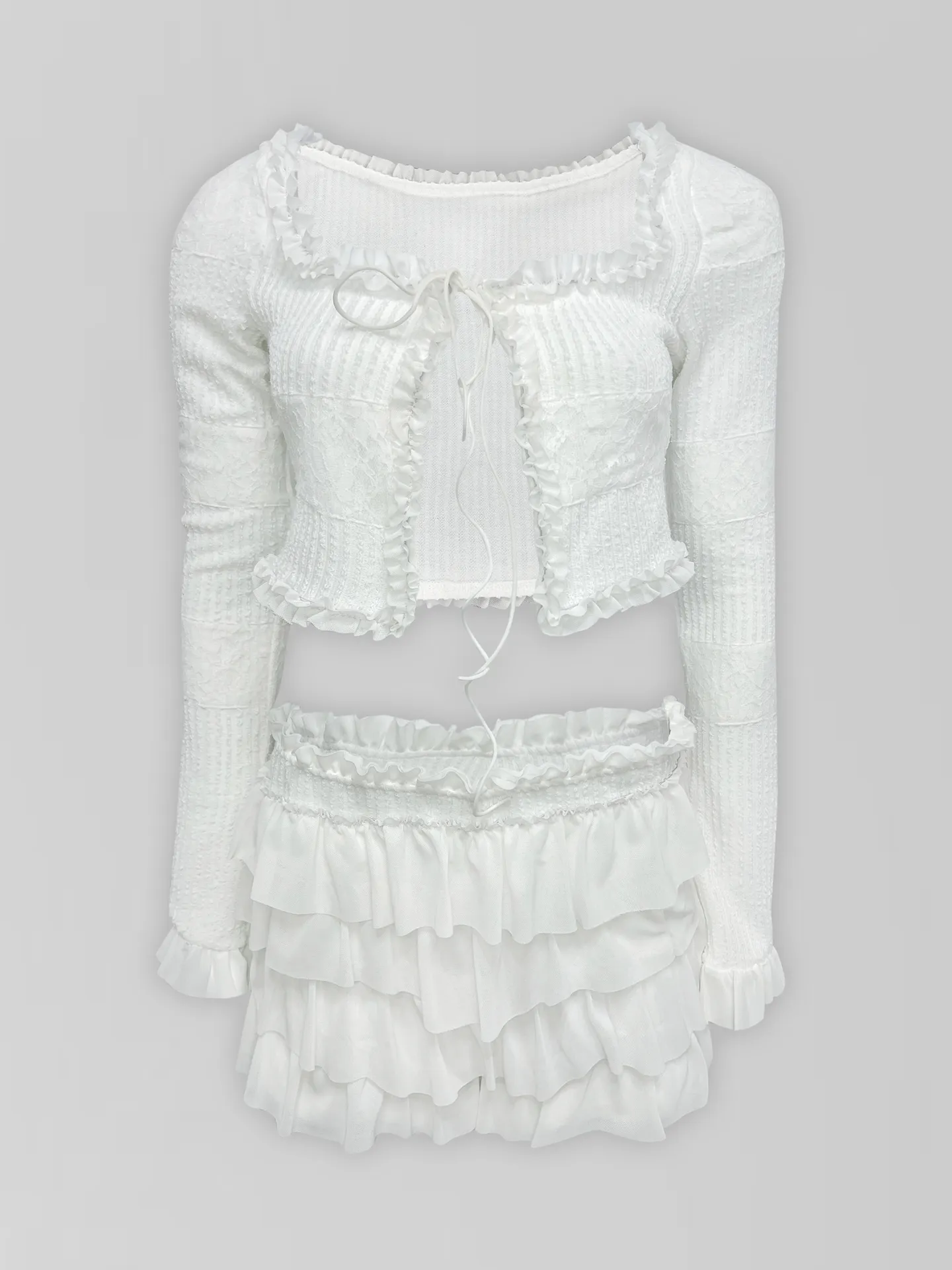 Костюм Fashion 4385 однотонный из коротких шорт с рюшами и кофточки с завязкой