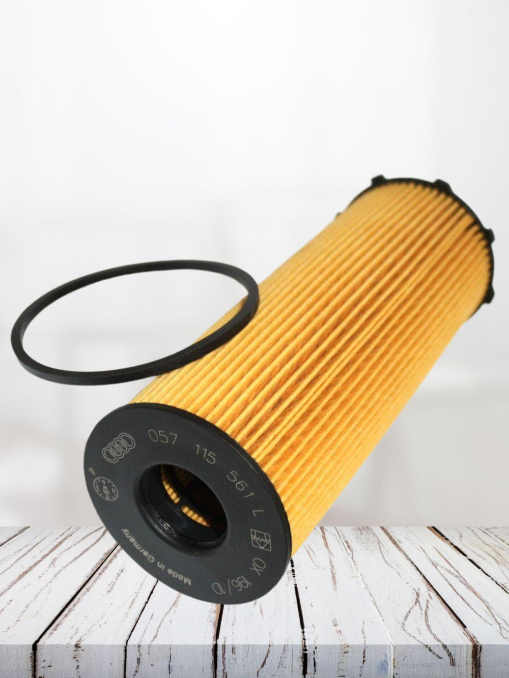 Фильтр масляный VAG 057115561L