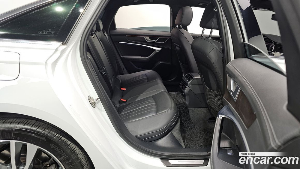 Audi A6 (C8) 45 TDI Quattro Premium (10.2020)