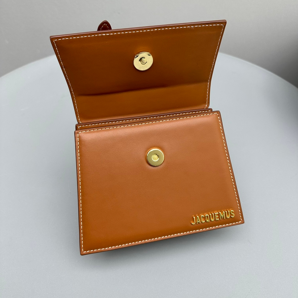 Jacquemus Le Chiquito Moyen Boucle 18 cm