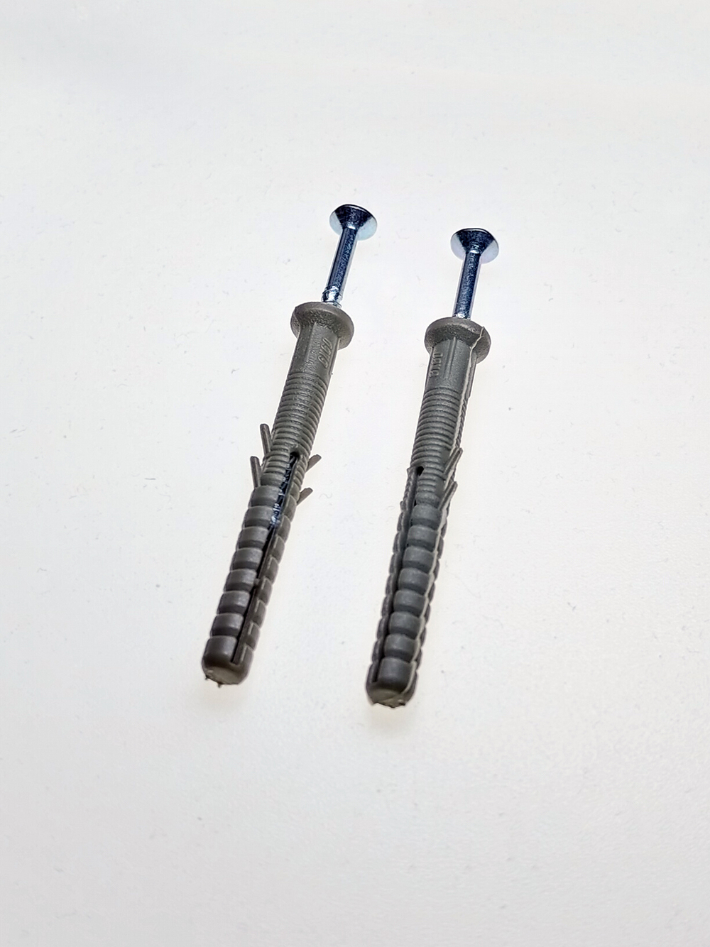 6х60 Дюбель (УСЫ) с шурупом потай Сер (100 шт)