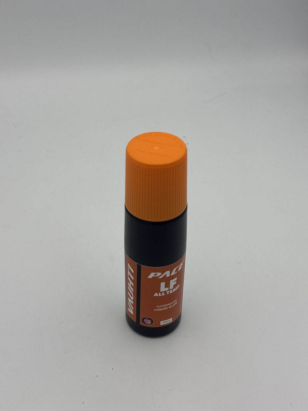Жидкая мазь скольжения VAUHTI PACE LF ALL TEMP, 100 ml