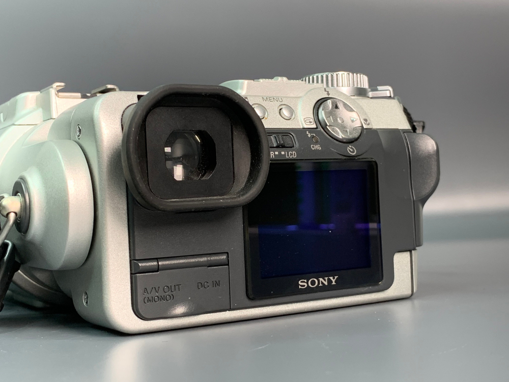Sony Cyber-shot DSC-F717 Без зу, подходит от FM50