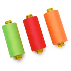 Нитки GUTERMANN Mara №150 розово-оранжевый неон (3837)