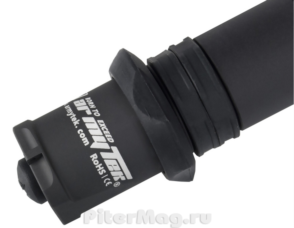 Фонарь Armytek Dobermann Pro XHP35 HI (белый свет) 1700  люмен [F02102BC]