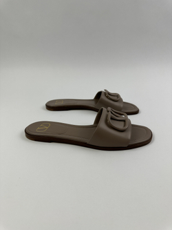 Шлепки Valentino