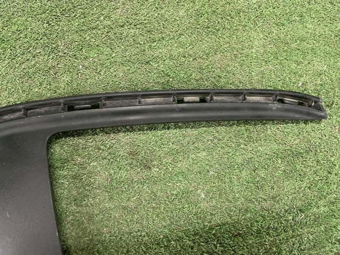 Накладка решетки радиатора правая Kia Sportage 4 QL (2018-2022)