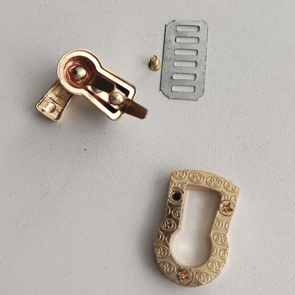 Замок вертушка на винтах Скважина Золото