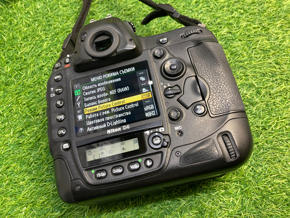 Nikon D4 Покупка/Продажа